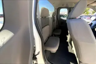 Nissan Frontier 2019 4x2 S 4dr King Cab 6.1 ft. SB 5M