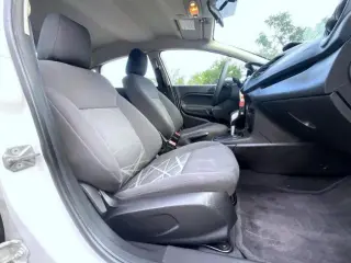 Ford Fiesta 2014 S 4dr Sedan