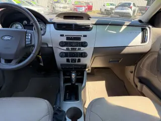 2009 Ford Focus SEL