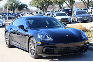 2018 Porsche Panamera 4