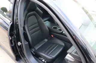 2018 Porsche Panamera 4