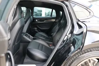 2018 Porsche Panamera 4