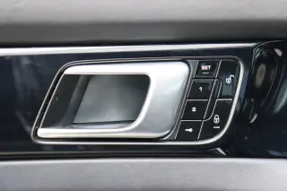 2018 Porsche Panamera 4