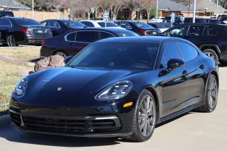 2018 Porsche Panamera 4