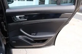 2018 Porsche Panamera 4
