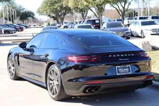 2018 Porsche Panamera 4