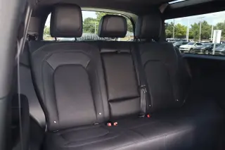 2023 Land Rover Defender S