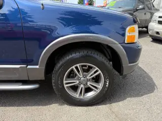 2005 Ford Explorer XLT