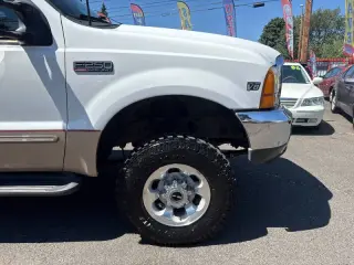 1999 Ford F-250 Super Duty Lariat