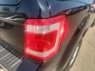Ford Escape 2008 XLS 4dr SUV (2.3L I4 5M)