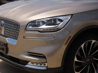 Lincoln Aviator 2021 AWD Reserve 4dr SUV