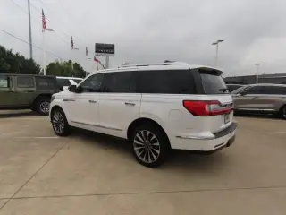 Lincoln Navigator 2019 4x2 Select 4dr SUV