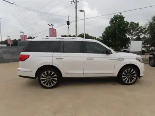 Lincoln Navigator 2019 4x2 Select 4dr SUV