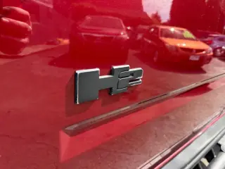 2004 HUMMER H2 Lux Series