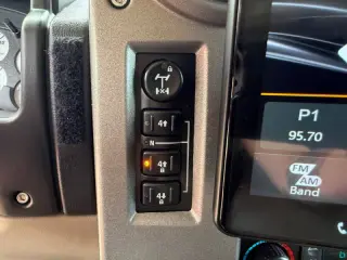 2004 HUMMER H2 Lux Series