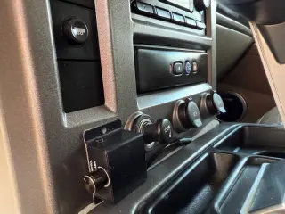 2004 HUMMER H2 Lux Series