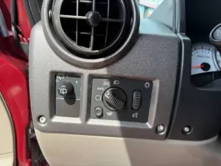 2004 HUMMER H2 Lux Series