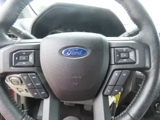 Ford F-150 2016 4x2 Lariat 4dr SuperCrew 5.5 ft. SB