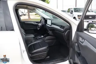 Ford Escape 2023 AWD Platinum 4dr SUV