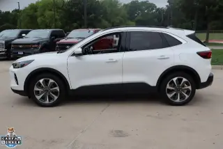 Ford Escape 2023 AWD Platinum 4dr SUV