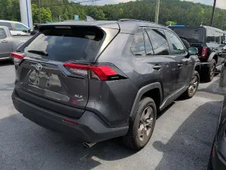 Toyota RAV4 2024 XLE 4dr SUV