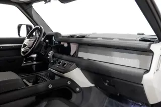 2022 Land Rover Defender X-Dynamic SE