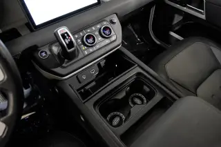 2022 Land Rover Defender X-Dynamic SE