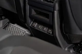 2022 Land Rover Defender X-Dynamic SE