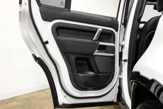 2022 Land Rover Defender X-Dynamic SE