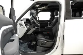 2022 Land Rover Defender X-Dynamic SE