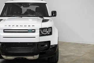 2022 Land Rover Defender X-Dynamic SE