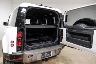 2022 Land Rover Defender X-Dynamic SE