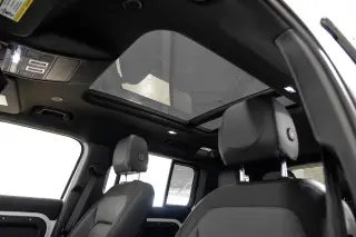 2022 Land Rover Defender X-Dynamic SE