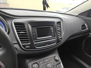 Chrysler 200 2015 Limited 4dr Sedan