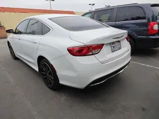 Chrysler 200 2015 Limited 4dr Sedan