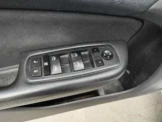 Chrysler 200 2015 Limited 4dr Sedan