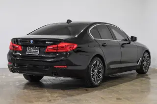 2019 BMW 5 Series 530i