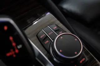 2019 BMW 5 Series 530i