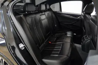 2019 BMW 5 Series 530i