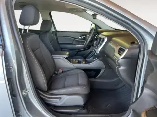 GMC Acadia 2023 SLE 4dr SUV
