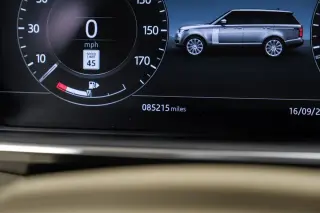 2020 Land Rover Range Rover P525 HSE