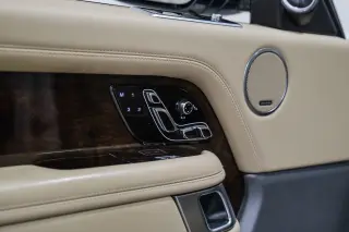 2020 Land Rover Range Rover P525 HSE