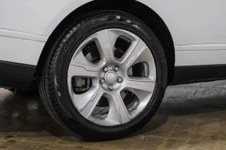 2020 Land Rover Range Rover P525 HSE