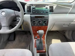 2005 Toyota Corolla LE