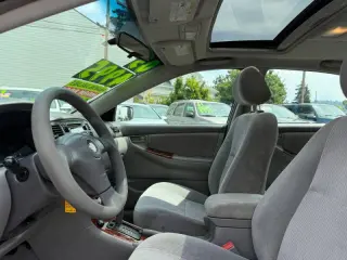 2005 Toyota Corolla LE
