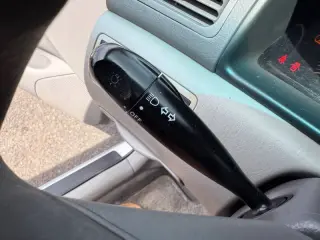 2005 Toyota Corolla LE