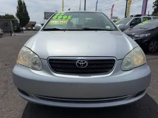 2005 Toyota Corolla LE