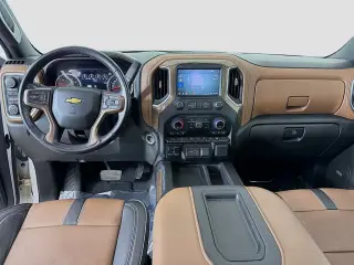 Chevrolet Silverado 1500 2021 4x4 High Country 4dr Crew Cab 5.8 ft. SB