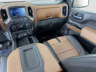 Chevrolet Silverado 1500 2021 4x4 High Country 4dr Crew Cab 5.8 ft. SB