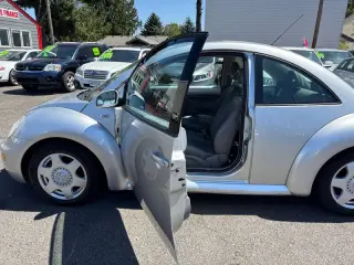 2001 Volkswagen New Beetle GLX 1.8T